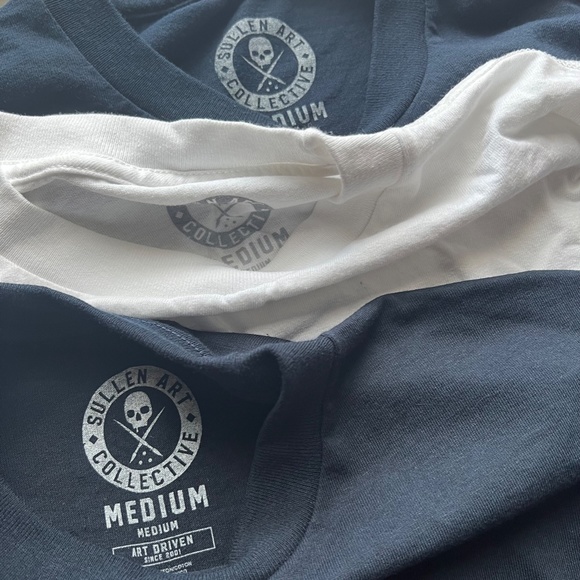 Sullen Art Collective plain tees with stamp size Medium bundle - Picture 2 of 2